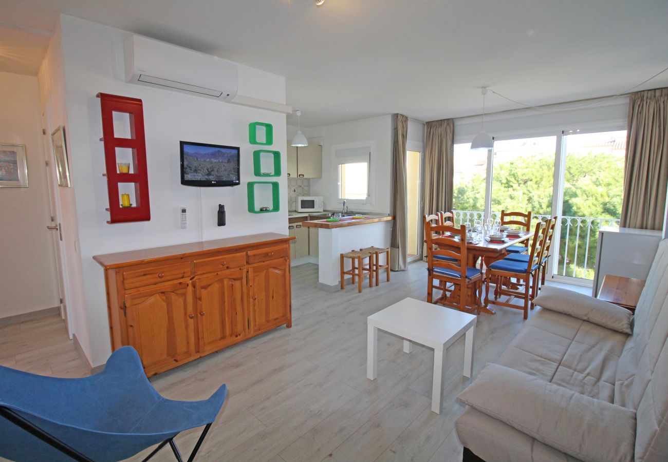 Apartment in Empuriabrava - 0060-GRAN RESERVA Apartment near the beach