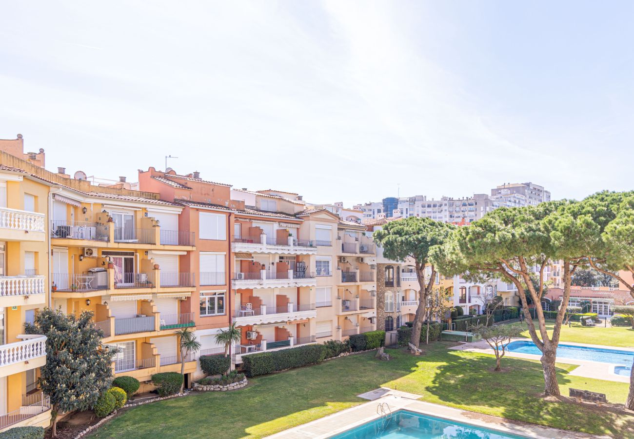 Apartment in Empuriabrava - 0067-GRAN RESERVA Apartment near the beach