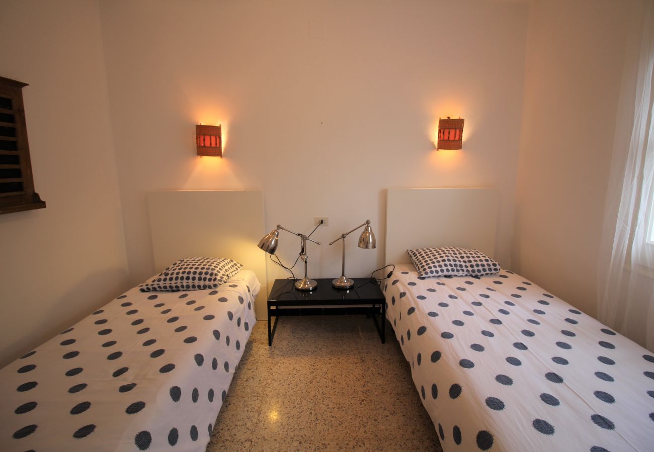 Villa in Empuriabrava - 0024-BAHIA  House with 3 bedrooms near the beach