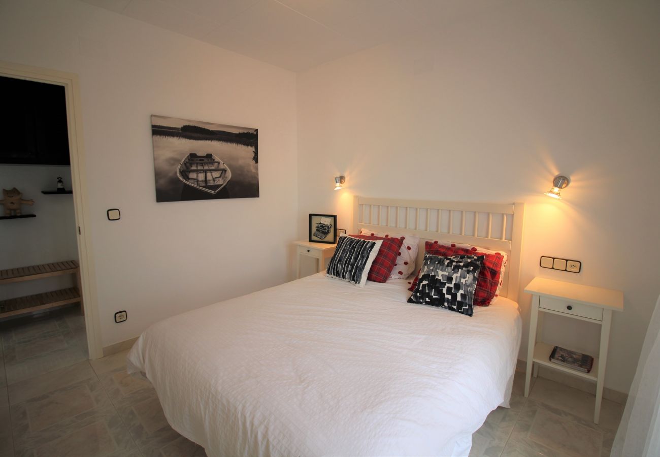 Villa in Empuriabrava - 0024-BAHIA  House with 3 bedrooms near the beach