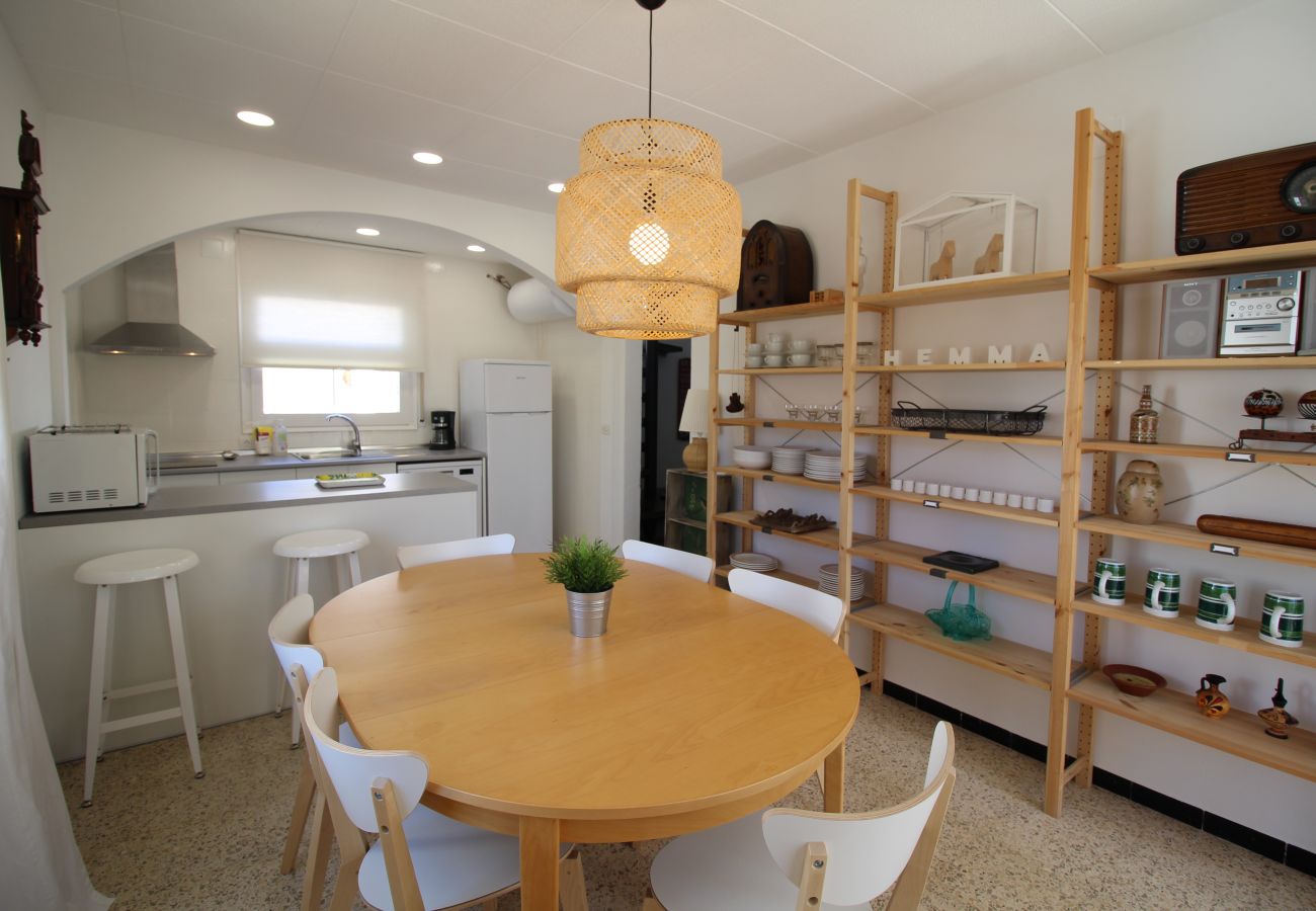 Villa in Empuriabrava - 0024-BAHIA  House with 3 bedrooms near the beach
