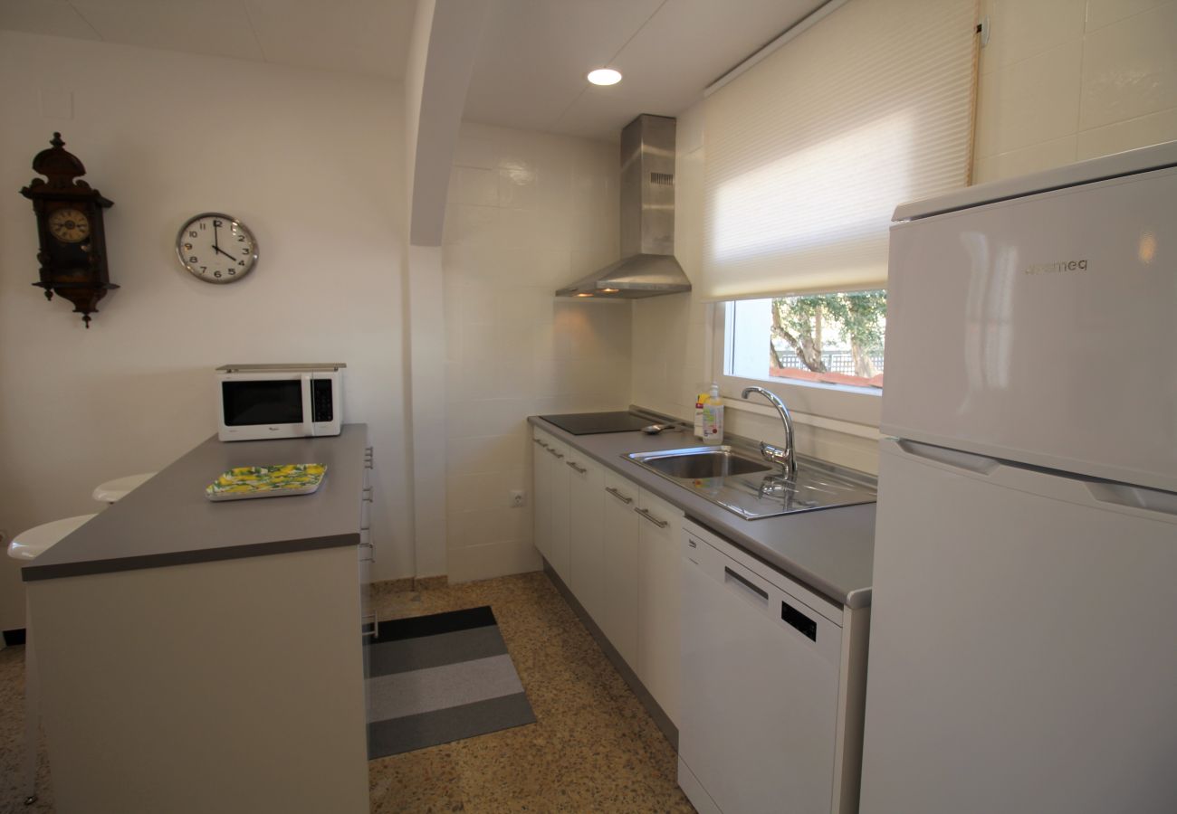 Villa in Empuriabrava - 0024-BAHIA  House with 3 bedrooms near the beach