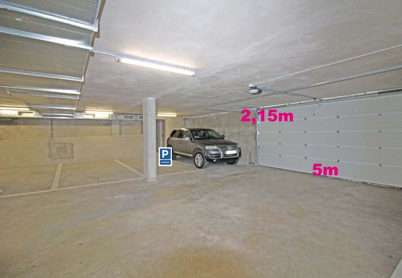 Apartment in Rosas / Roses - 2010-AV.PLATJA Apartment high standing with community pool and parking
