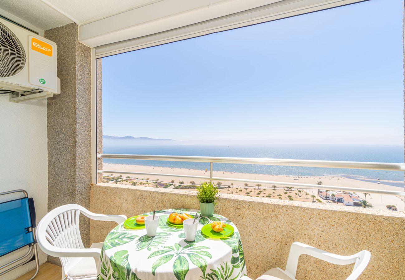 Studio in Empuriabrava - 0114-MIAMI Studio with seaview