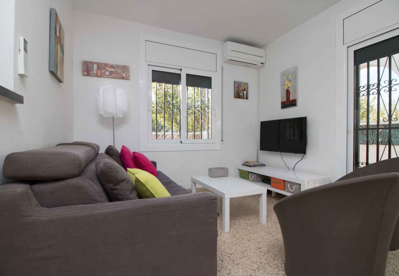 Villa in Empuriabrava - 0190-SANT MAURICI House with private pool