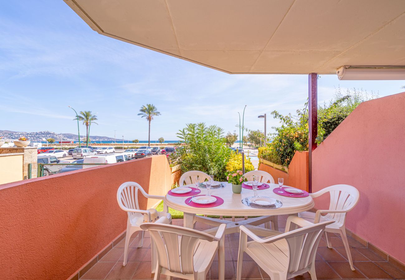 Appartement à Empuriabrava - 0087-MIRABLAU Appartement devant de la plage