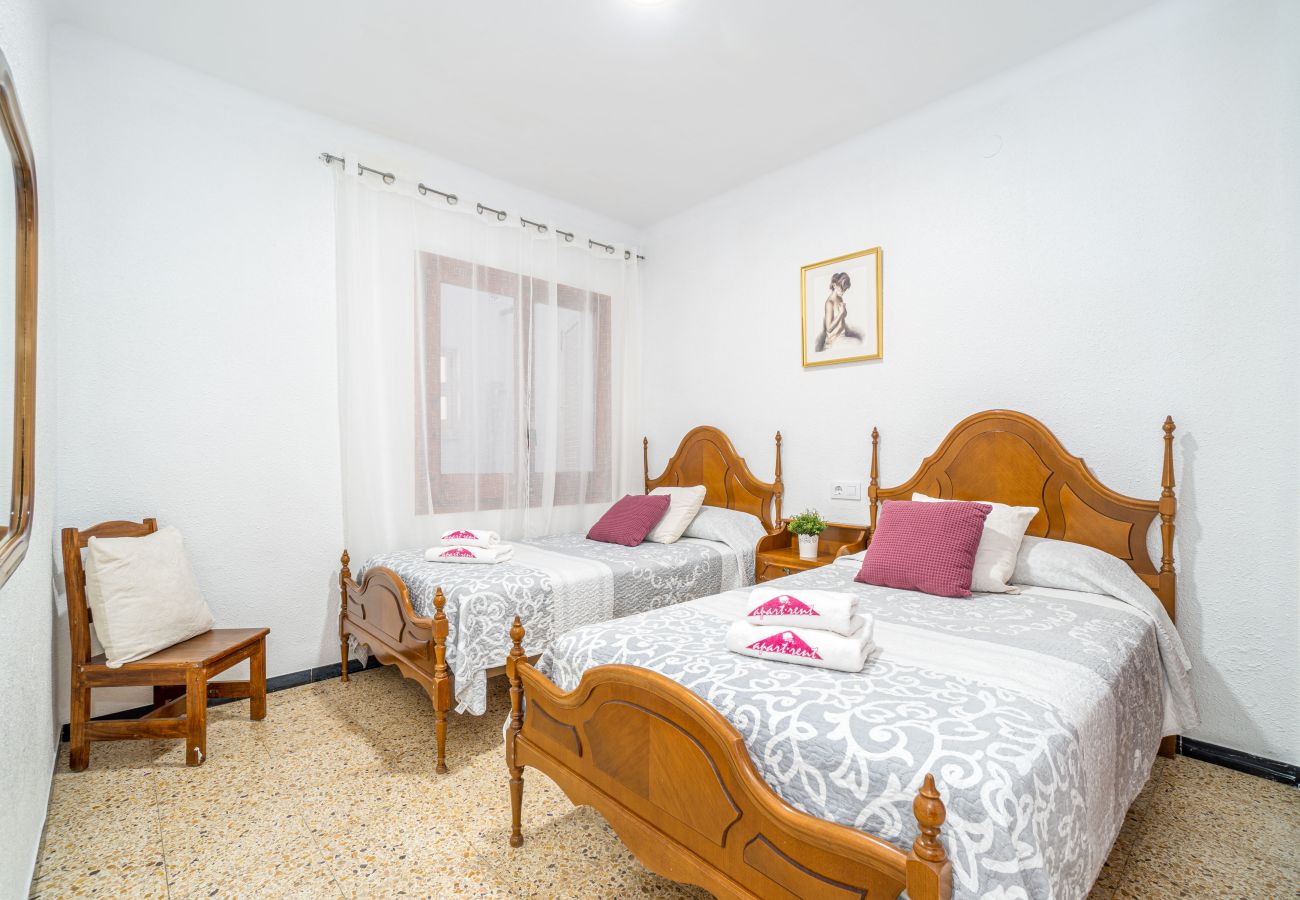 Appartement à Rosas / Roses - 2025-POETA MARQUINA Appartement avec 3 ch. à coucher
