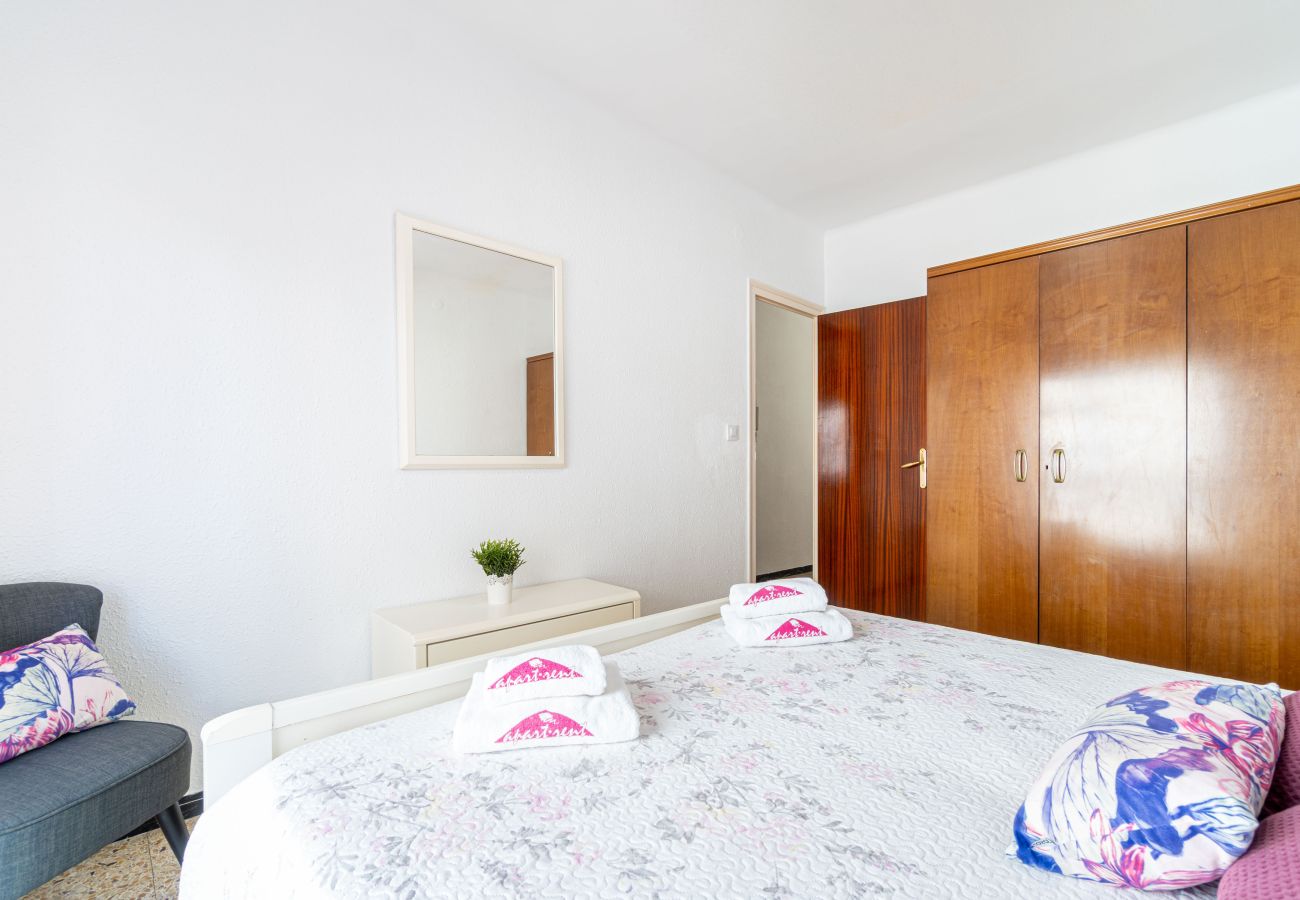 Appartement à Rosas / Roses - 2025-POETA MARQUINA Appartement avec 3 ch. à coucher