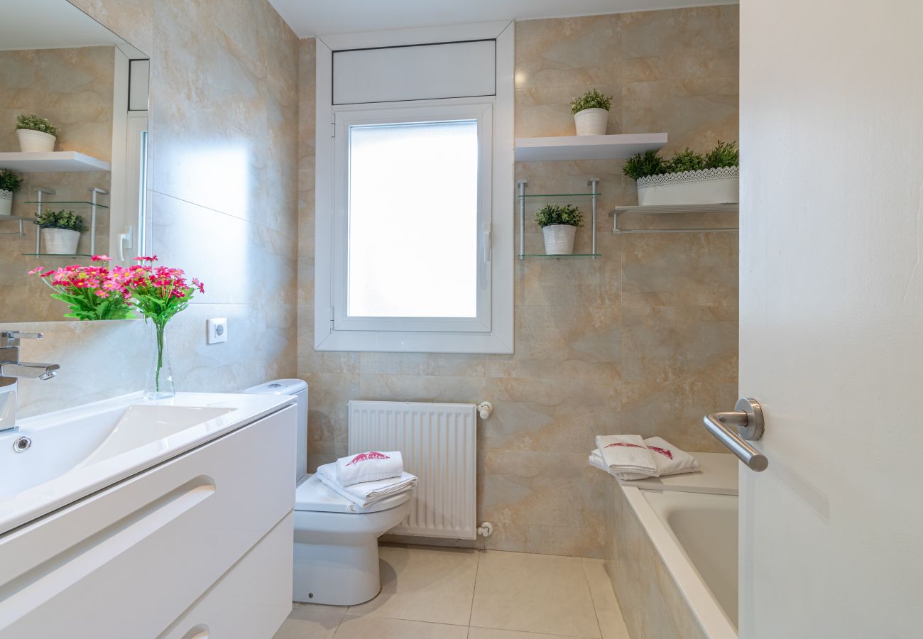 Villa à Empuriabrava - 0141-PANI Maison au canal avec piscine et amarrage