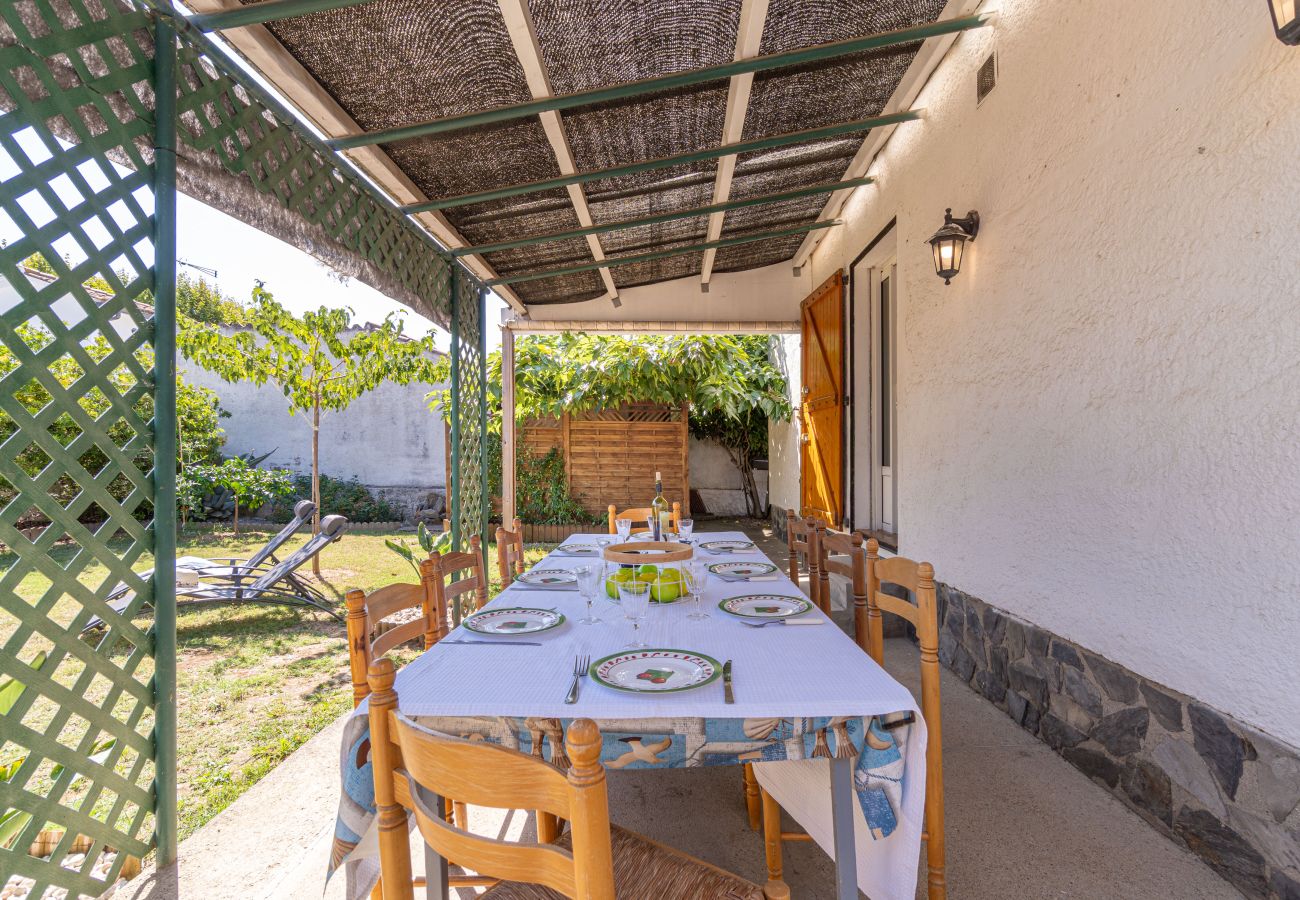 Villa à Empuriabrava - 0032-CARLIT Maison avec jardin et 3 chambres