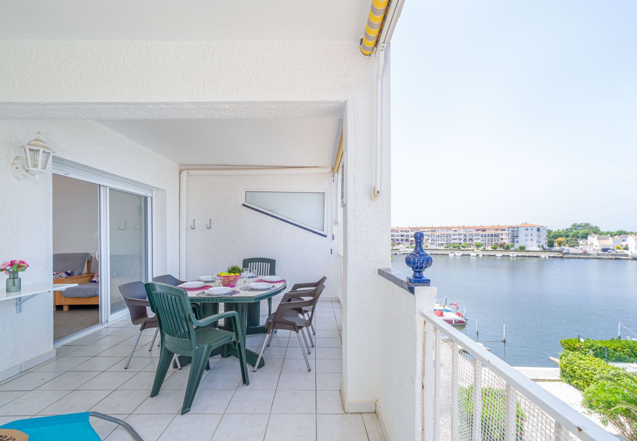 Appartement à Empuriabrava - 0183-SANT MAURICI Appartement avec vue sur canal et parking