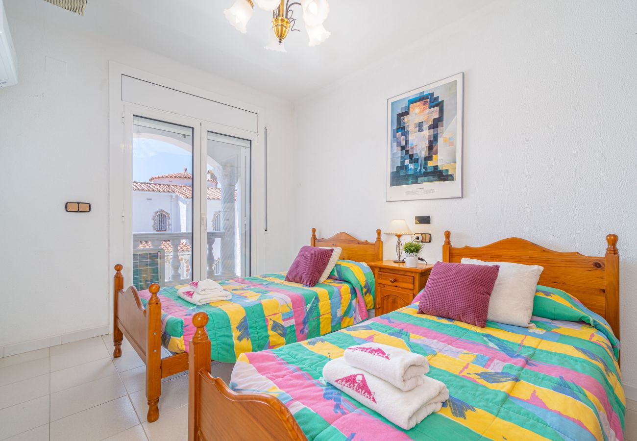 Villa à Empuriabrava - 0191-SANT MAURICI Maison avec piscine privée
