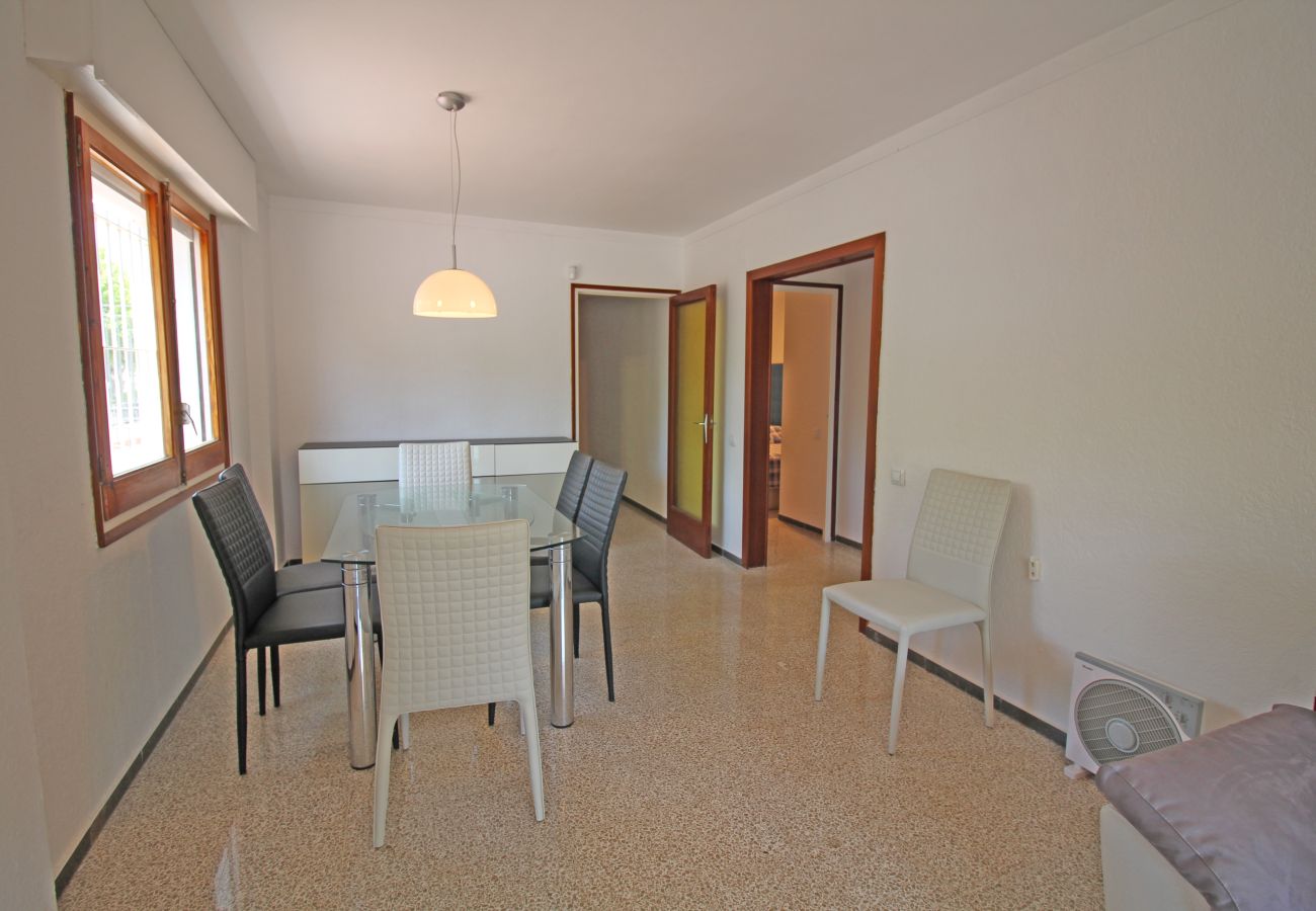 Appartement à Empuriabrava - 8001-SANT MORI Appartement près de la plage