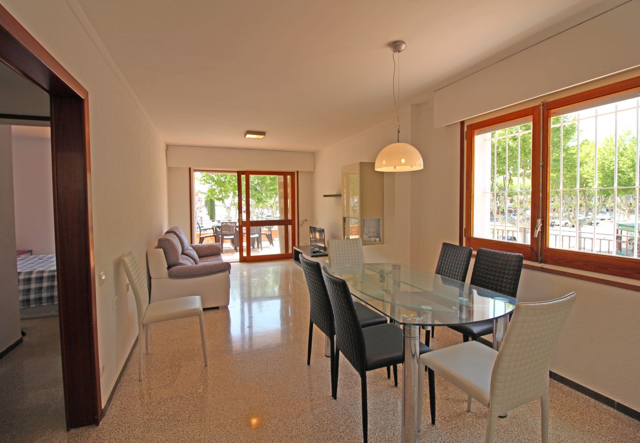 Appartement à Empuriabrava - 8001-SANT MORI Appartement près de la plage