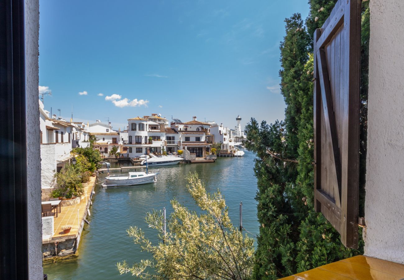 Villa à Empuriabrava - 0151-ILLA CARTAGO Maison de Pêcheur au Bord du Canal