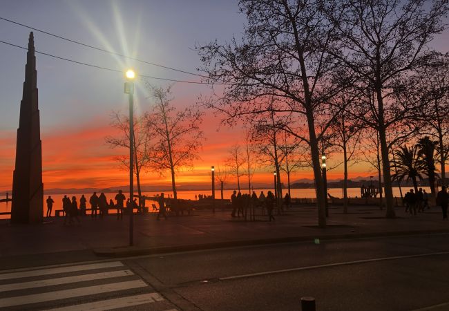 Апартаменты на Rosas / Roses - 2027-POETA MARQUINA Квартира с 2 спальнями Апартаменты на Rosas / Roses - 2027-POETA MARQUINA Квартира с 2 спальнями