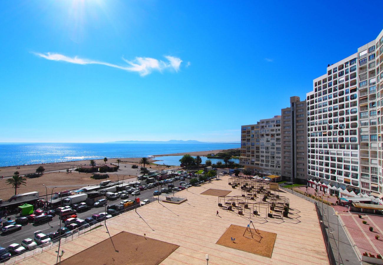 Апартаменты на Эмпуриабра / Empuriabrava - 0186-SAN LUIS Апартаменты с видом на море