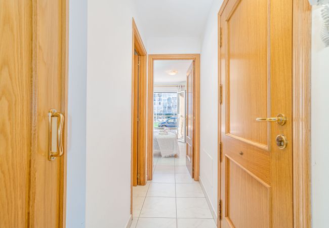 Апартаменты на Empuriabrava - 0155-PORT SALINS Квартира с видом на канал Апартаменты на Empuriabrava - 0155-PORT SALINS Квартира с видом на канал