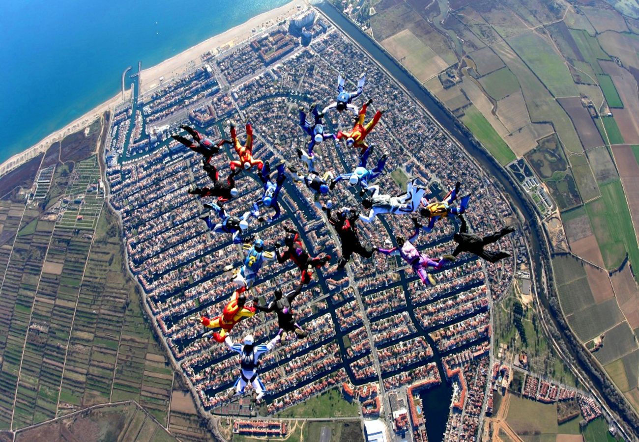 Апартаменты на Эмпуриабра / Empuriabrava - 0195-PORT EMPORDA Квартира с 2 спальнями и террасой