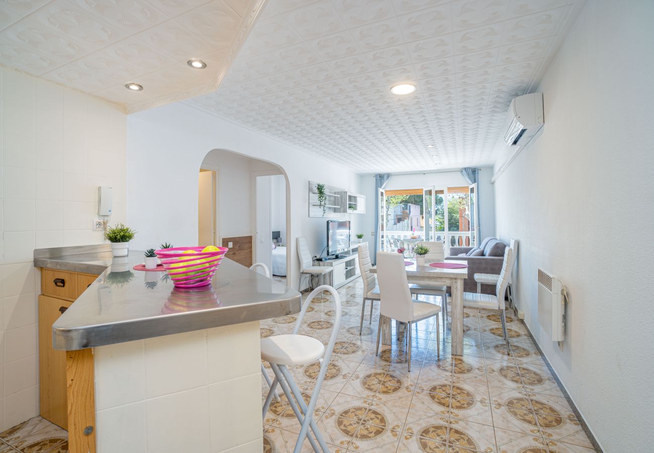 Апартаменты на Эмпуриабра / Empuriabrava - 0195-PORT EMPORDA Квартира с 2 спальнями и террасой