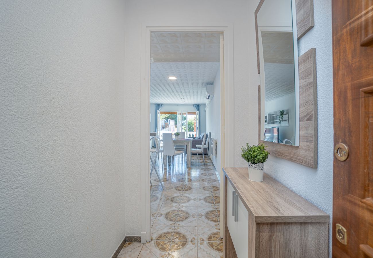 Апартаменты на Эмпуриабра / Empuriabrava - 0195-PORT EMPORDA Квартира с 2 спальнями и террасой