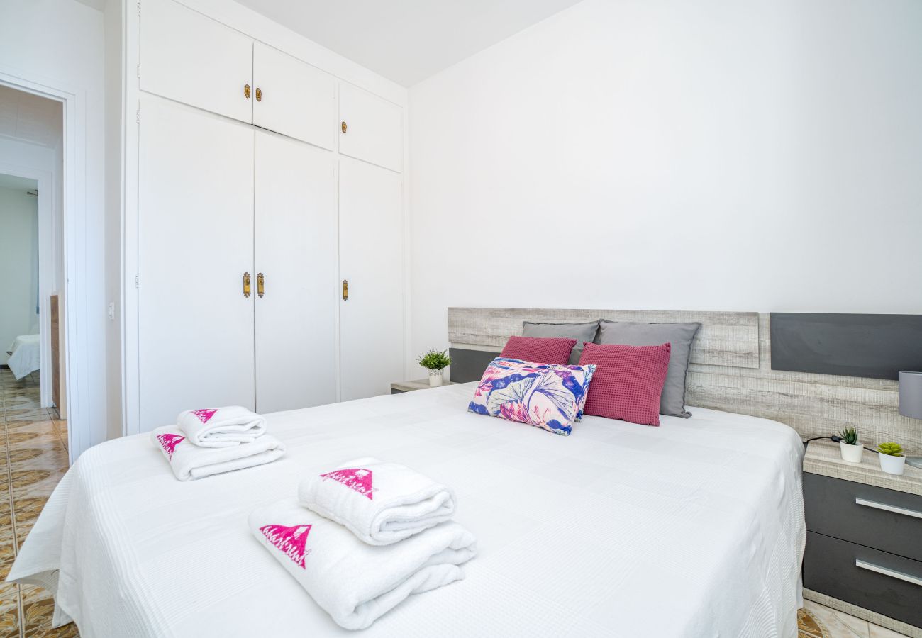 Апартаменты на Эмпуриабра / Empuriabrava - 0195-PORT EMPORDA Квартира с 2 спальнями и террасой