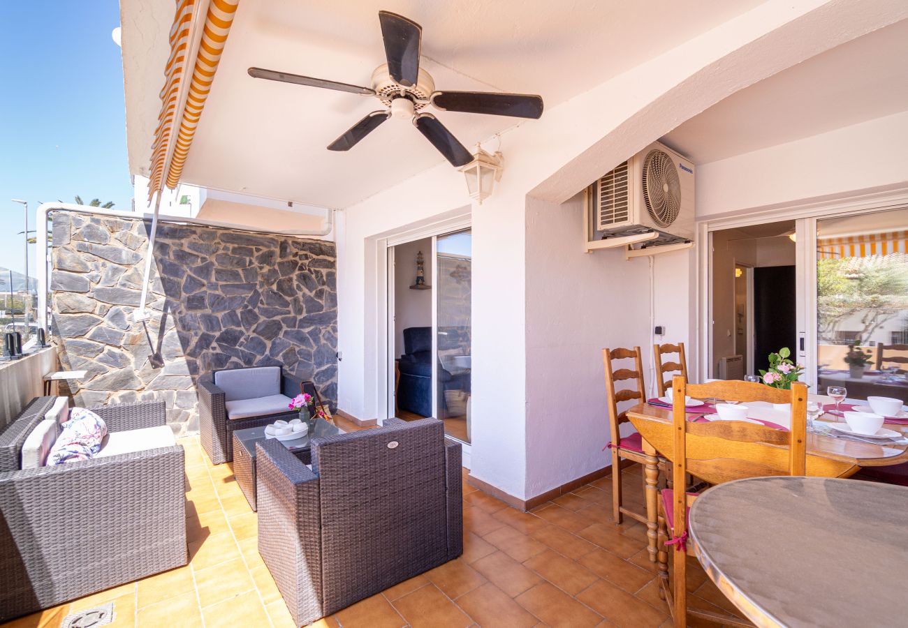 Апартаменты на Эмпуриабра / Empuriabrava - 0158-PATTAYA Квартира с 2 спальнями, террасой и гаражом
