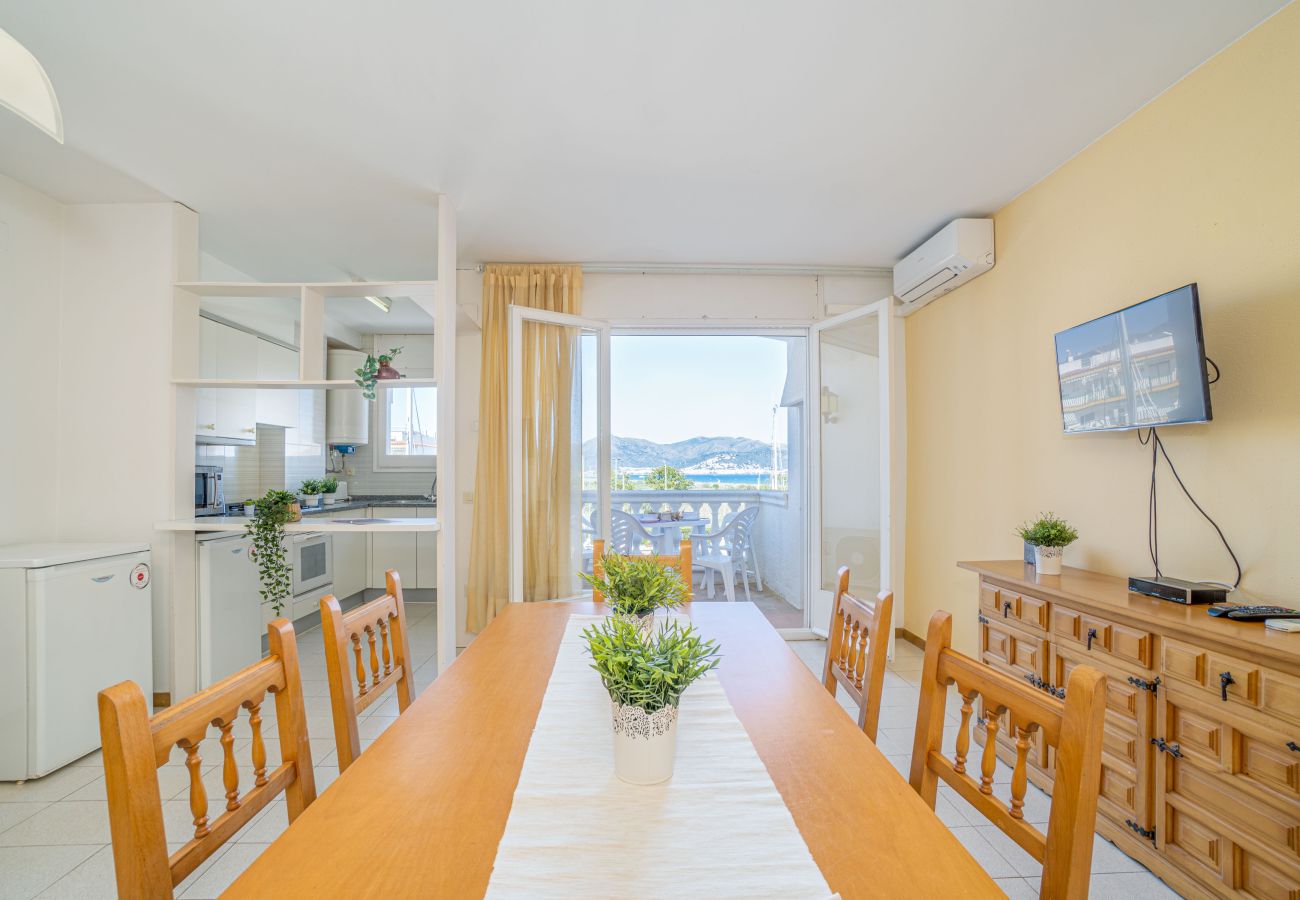 Апартаменты на Эмпуриабра / Empuriabrava - 0132-PORT MOXO  Квартира с террасой и видом на канал