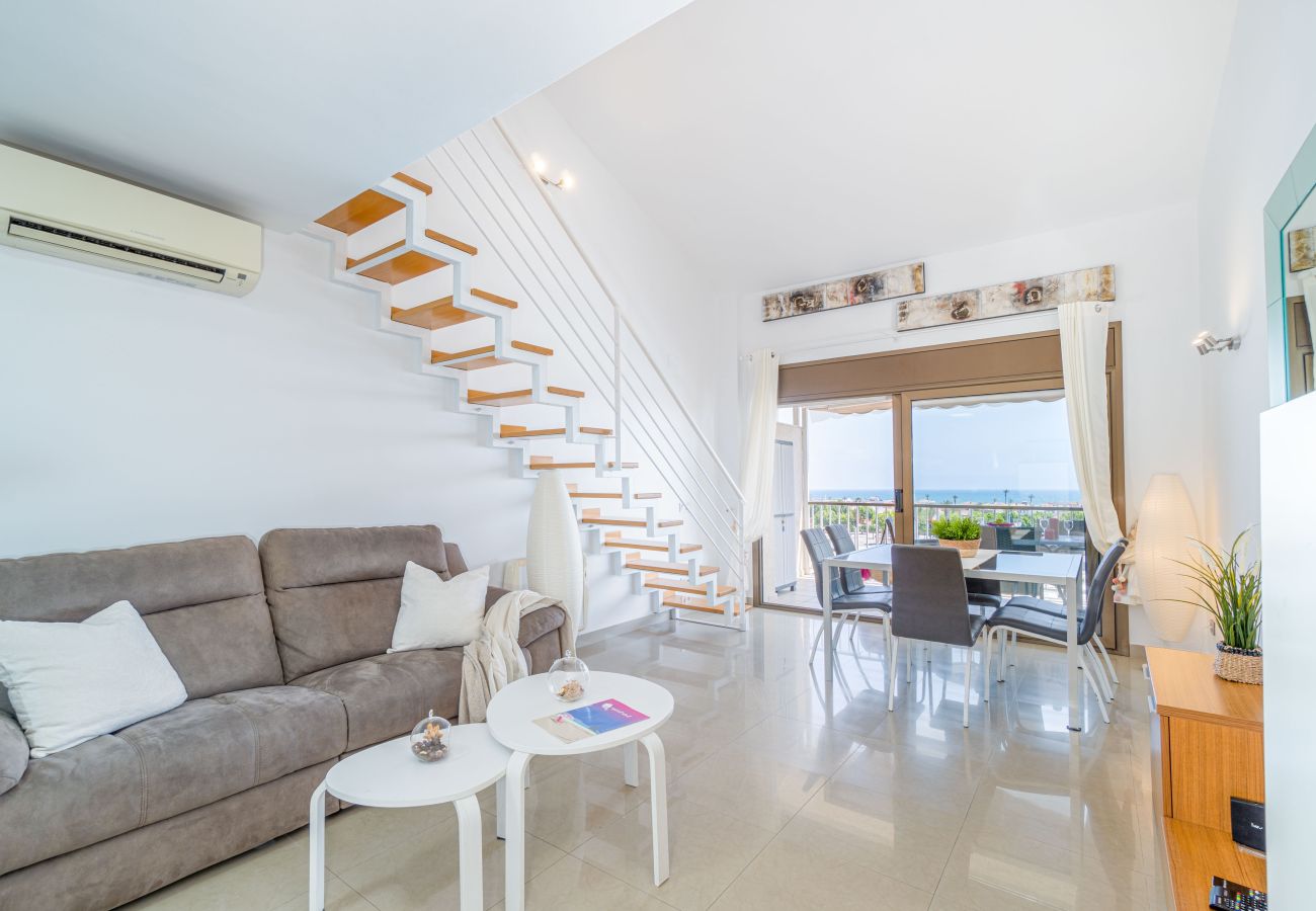 Апартаменты на Эмпуриабра / Empuriabrava - 0160-PORT GREC Квартира с WIFI, Smart TV, видом на канал и море