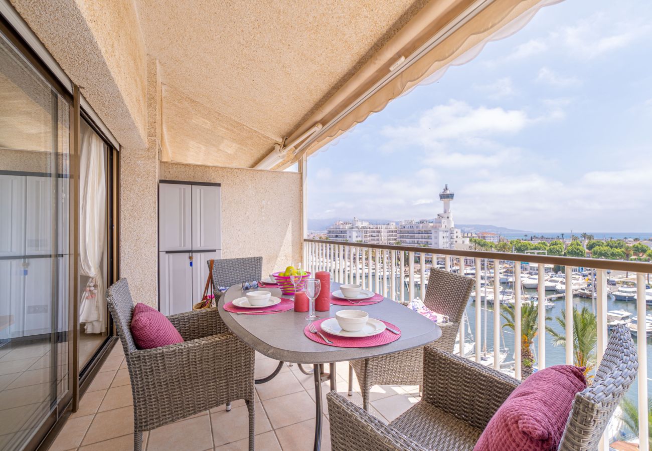 Апартаменты на Эмпуриабра / Empuriabrava - 0160-PORT GREC Квартира с WIFI, Smart TV, видом на канал и море