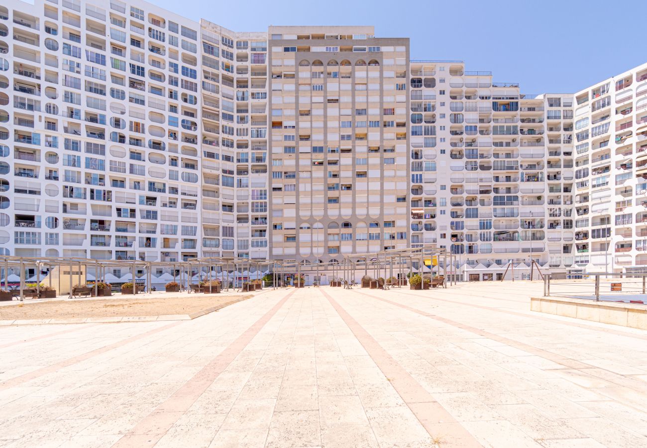 Квартира-студия на Эмпуриабра / Empuriabrava - 0115-MANHATTAN Студия с видом на море