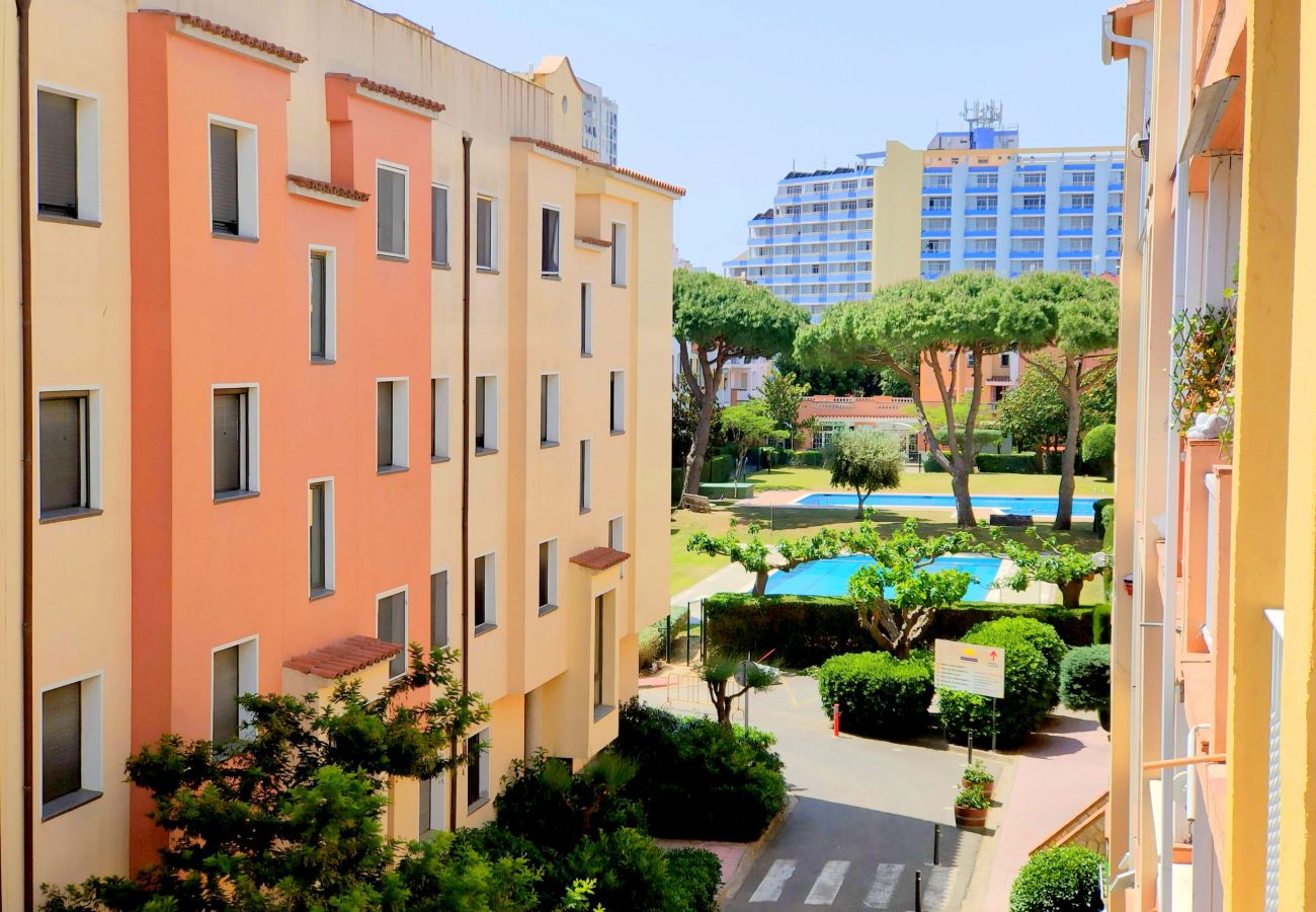 Апартаменты на Эмпуриабра / Empuriabrava - 0065-GRAN RESERVA Квартира рядом с пляжем