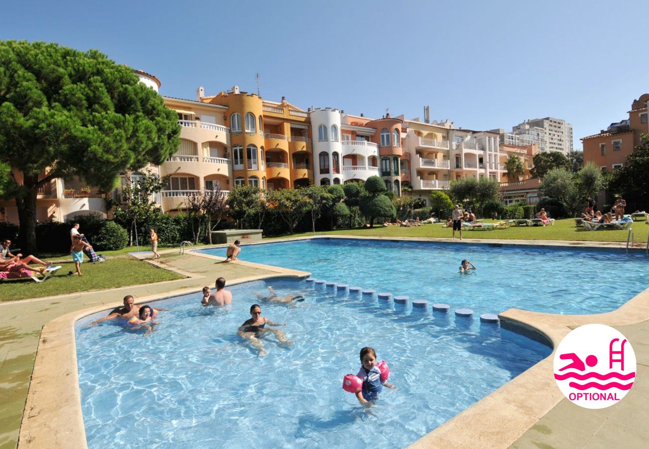 Апартаменты на Эмпуриабра / Empuriabrava - 0088-MIRABLAU Апартаменты с боковым видом на пляж