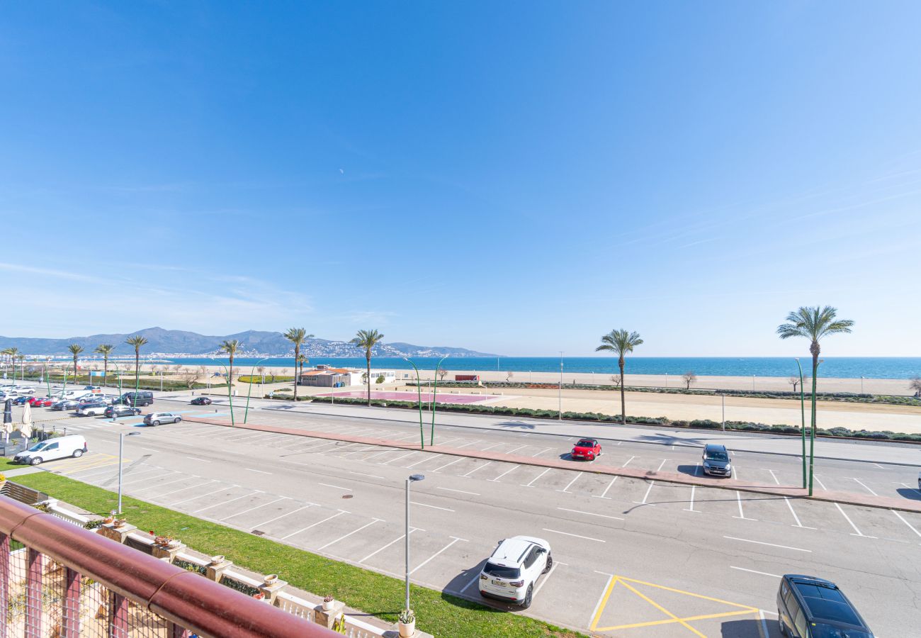 Апартаменты на Эмпуриабра / Empuriabrava - 0091-MARENOSTRUM Квартира на берегу моря