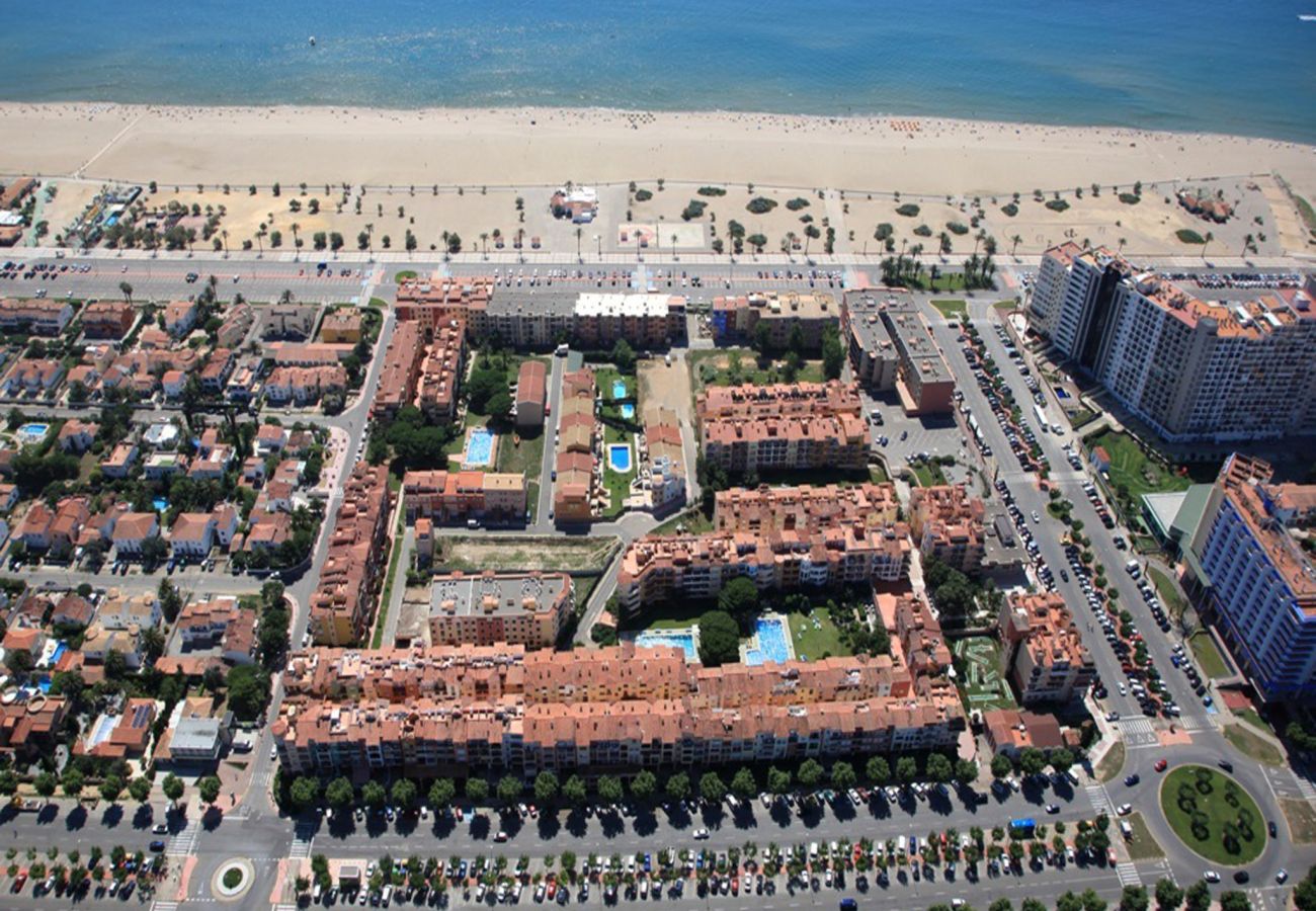 Апартаменты на Эмпуриабра / Empuriabrava - 0098-MARENOSTRUM Квартира на берегу моря